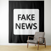 TAPESTRE - FAKE NEWS WANDTEPPICH (Beispiel)