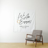 Tapiz We Are Engaged! Backdrop Wandteppich (Beispiel)