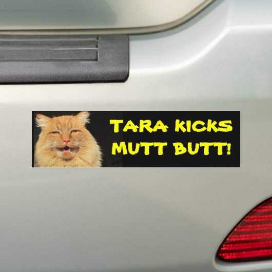 Tara Cat Kicks Mutt Hintern Autoaufkleber (Auf Auto)
