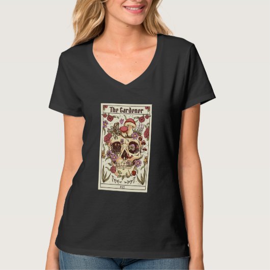 Taratcard The Gardener Mystical and Whimsical T-Shirt (Vorderseite)