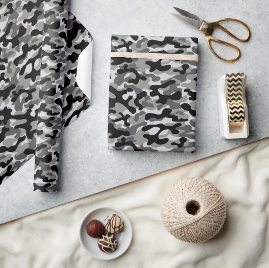 Tarnung in Schwarz und Grau  Geschenkpapier (Kunsthandwerk)