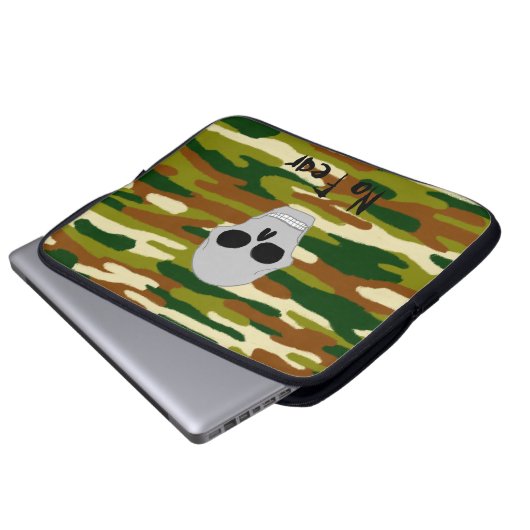 Tarnungs-Braun-und Grüntöne-Schädel stellen keine Laptopschutzhülle (Vorne Knopf)