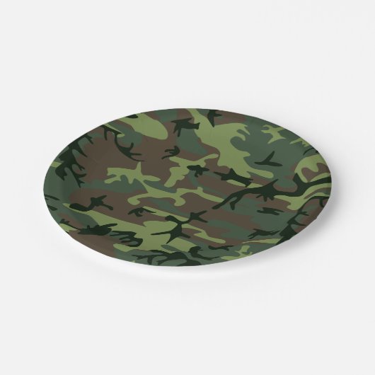 Tarnungs-Camouflage-Grün-Brown-Muster Pappteller (Schrägansicht)