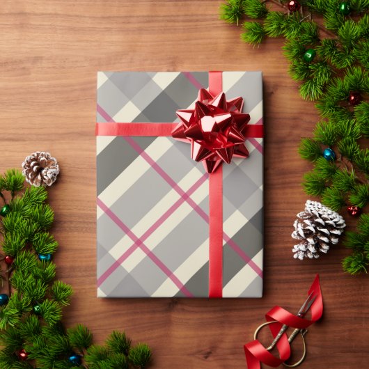 Tartan Balmoral Black Gray Beige Burgundy Geschenkpapier (Feiertagsgeschenk)