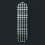 Tartan Clan Gordon Kariert Lila Green Checkered Skateboard<br><div class="desc">Suchen Sie nach sofortiger guter Laune? Fügen Sie einfach Sonne und Sand zusammen mit diesem Clan Gordon Tartan lila grün Schwarz-weiß karierten Design. Macht ein großartiges Geschenk oder einfach nur Leckerei selbst. TIPP: Überlegen Sie, dies mit unserer ergänzenden Tasche, Yoga-Matte oder Papierserviette als perfektes Geschenk für den Strandgast in Ihrem...</div>
