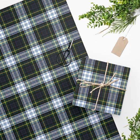 Tartan Clan Gordon White Green Lila Karo Geschenkpapier