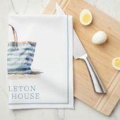 Tasche am Strand zwischen blau und weiß Streifen Geschirrtuch (Viertel Falte)