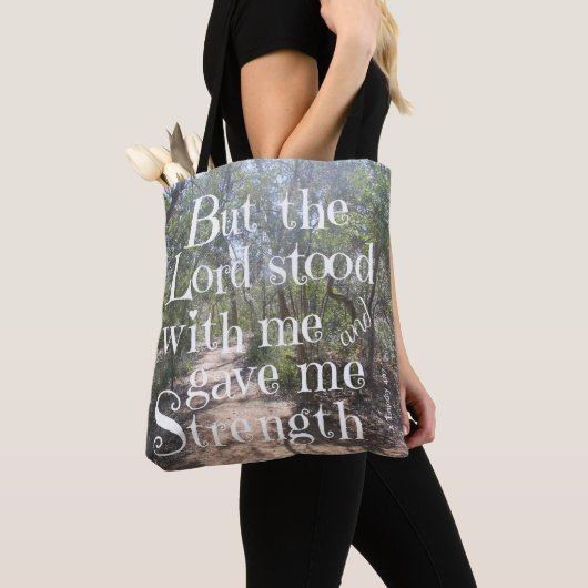 Tasche der Natur mit Verse aus Timothy 4:17 (Von Nahem)