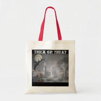 Tasche für den Trick-or-Treat im Friedhof