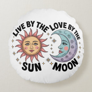 Tasche 'Lebe nach der Sonne, liebe nach dem Mond' Rundes Kissen