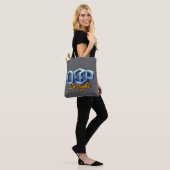 Tasche mit Allover-Druck, Umhängetasche (Am Model)