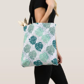 Tasche mit Diagonalblattmuster (Von Nahem)