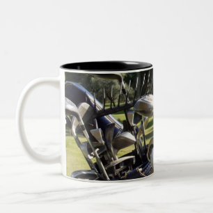 Tasche mit Golf Clubs im Bereitschaftsdienst, Zweifarbige Tasse