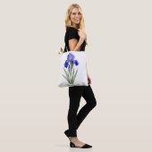 Tasche mit Iris-Motiv, Geburtsblume Februar (Am Model)