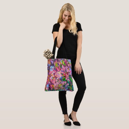 Tasche zur Blumenbemalung - Siehe Rückseite (Am Model)