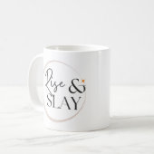 Tasse aufsteigen und legen (Vorderseite Links)