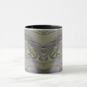 Tasse aus flüssigem Gold (Zentrum)