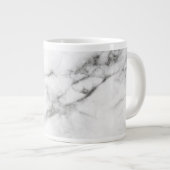 Tasse aus grauem Marmor (Vorderseite Rechts)