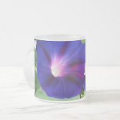 Tasse aus lila Mattiertem Glas (Vorderseite Links)