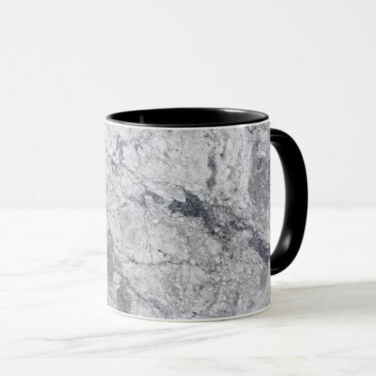 Tasse aus Marmorstein (VorderseiteRechts)