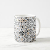 Tasse aus marokkanischem schwarzem Fliesenmuster (VorderseiteRechts)