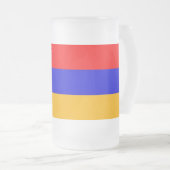 Tasse aus mattiertem Glas mit armenischer Flagge (VorderseiteRechts)