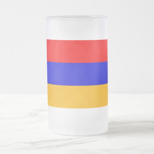 Tasse aus mattiertem Glas mit armenischer Flagge (Mittel)