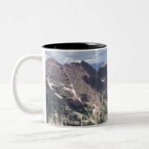 Tasse Berge - Pyramidenspitze
