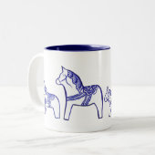 Tasse "Blaue und weiße Dala" (Vorderseite Links)