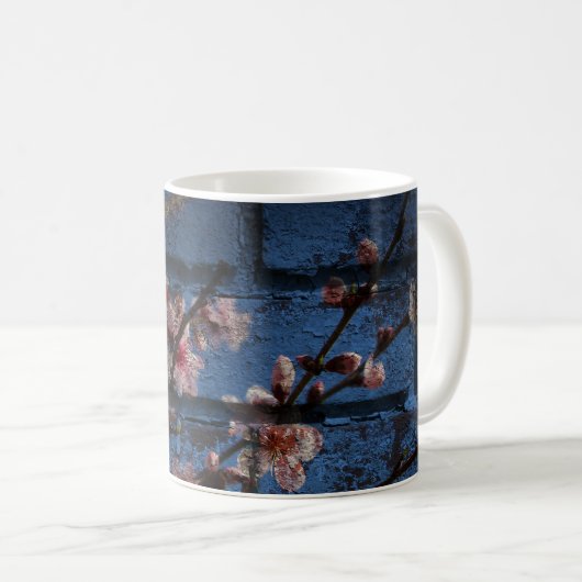 Tasse Blauer Stein und Blüten (VorderseiteRechts)