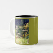 Tasse "Chair with Hat in Garden" (Vorderseite Links)