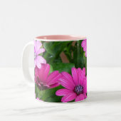 Tasse Cranesbill Pelargonie-(rosa Blumen) (Vorderseite Links)
