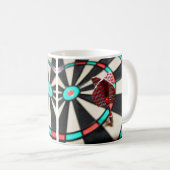 Tasse Dartboard und Dart (VorderseiteRechts)