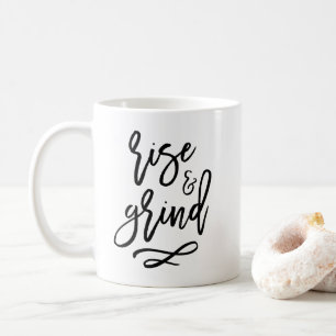 Tasse der Aufzucht und GrindTypografie