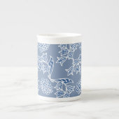 Tasse der Blauen Ethnic Floral Print Knochen-China (Vorderseite)
