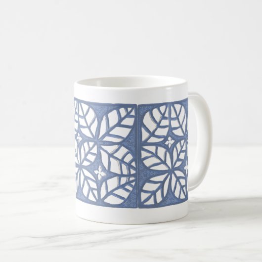 Tasse der Blauen und weißen Blätter (VorderseiteRechts)