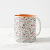 Tasse der Blumenkunst, lebendiges Muster der Blume (VorderseiteRechts)