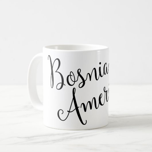 Tasse der bosnischen Amerikaner mit gebündelten He (Vorderseite Links)