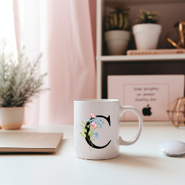 Tasse der ersten Floral Monogramm C