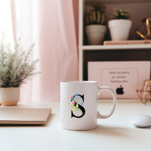 Tasse der ersten Floral Monogramm S