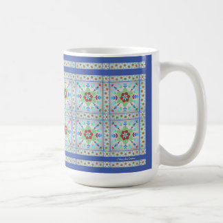 Tasse der farbigen Blumenmuster (dunkelblau)