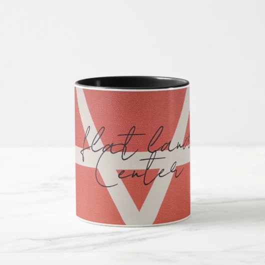 Tasse der flachen Bodenmitte (Zentrum)