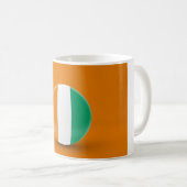 Tasse der Flagge von Côte d'Ivoire (VorderseiteRechts)