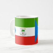 Tasse der Guinea-Flag-Keramik (Vorderseite Links)