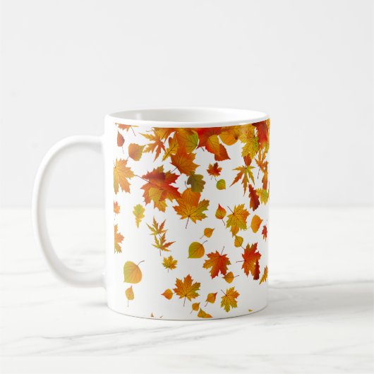 Tasse der Herbstlaub im Herbst (Links)