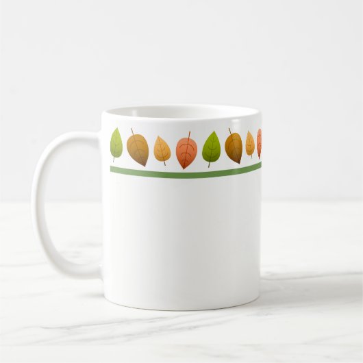 Tasse der Herbstlaub im Herbst (Links)