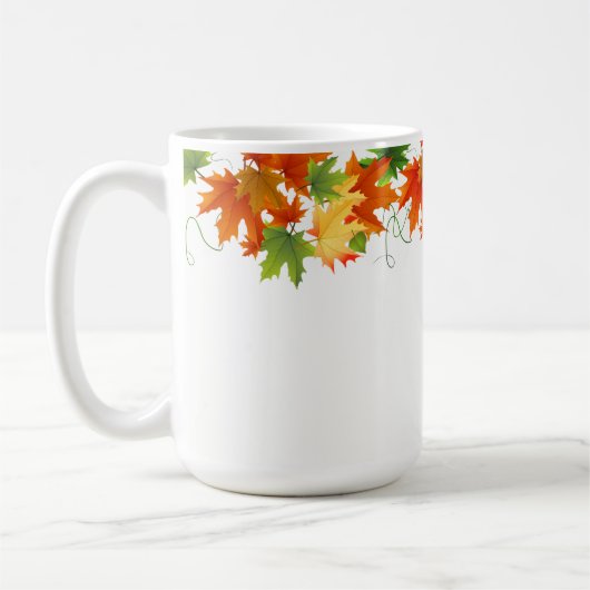 Tasse der Herbstlaub im Herbst (Links)