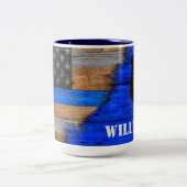 Tasse der Holzplanken mit der dünnen blauen Linie (Mittel)