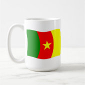 Tasse der Kameruner Flagge (Links)