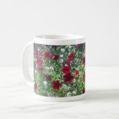 Tasse der Keramik mit Petunias (Vorderseite Links)